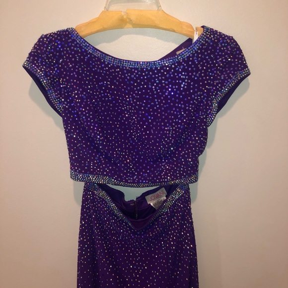 Jovani Purple 2-piece gown Size 2 - Picture 4 of 8